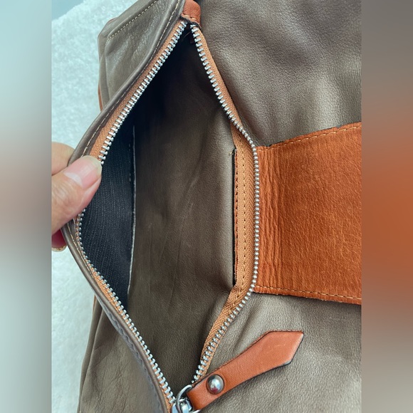 Genuine leather made in Italy bag - Picture 9 of 14